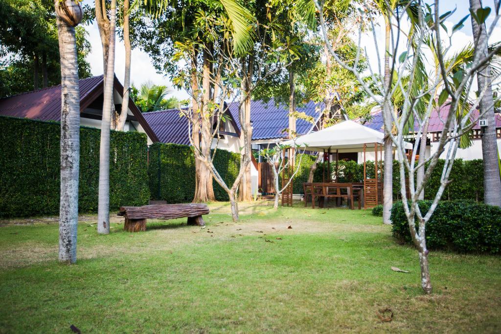 At Samui Haus Hotel Lipa Noi Exterior photo