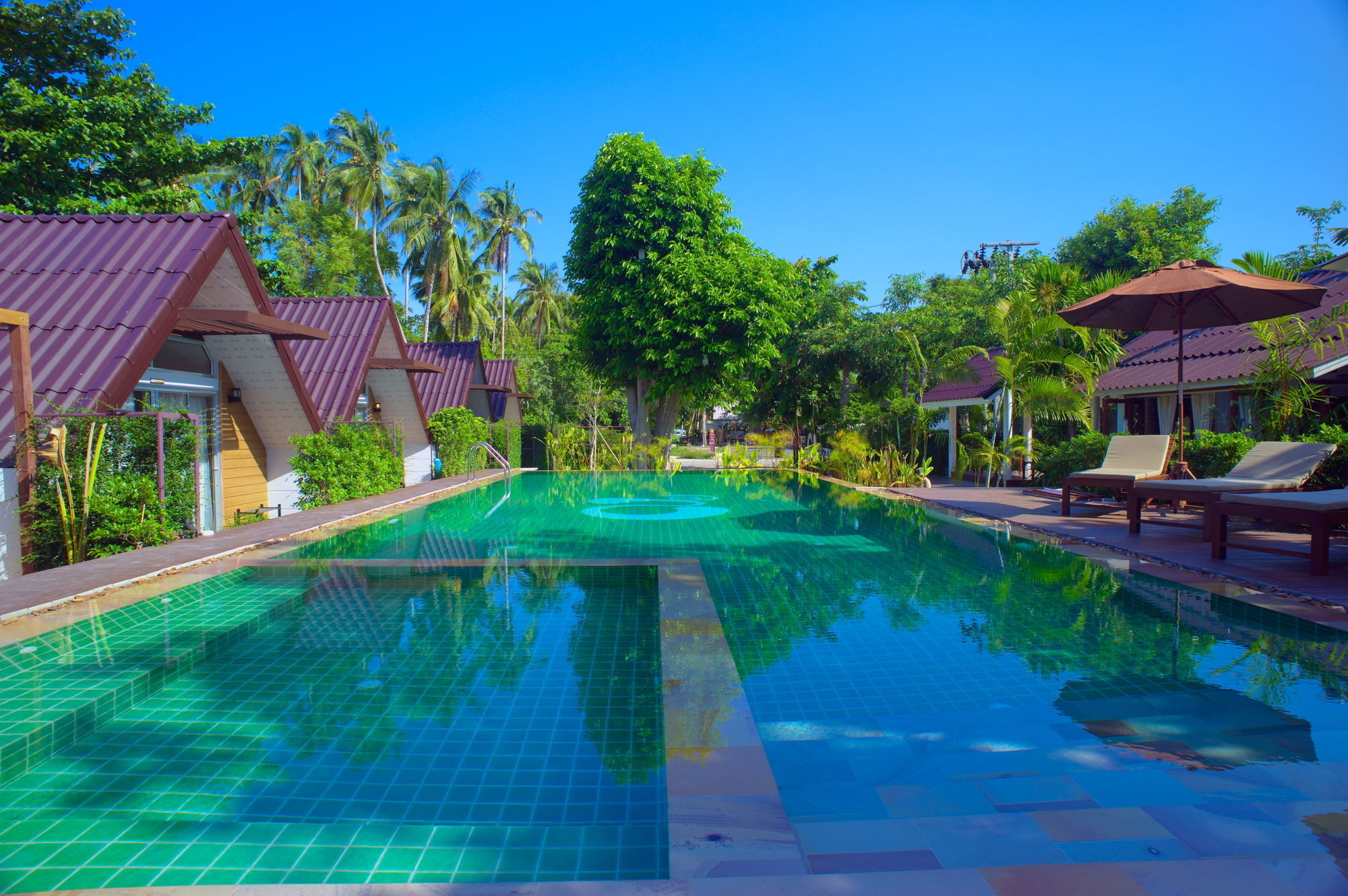 At Samui Haus Hotel Lipa Noi Exterior photo